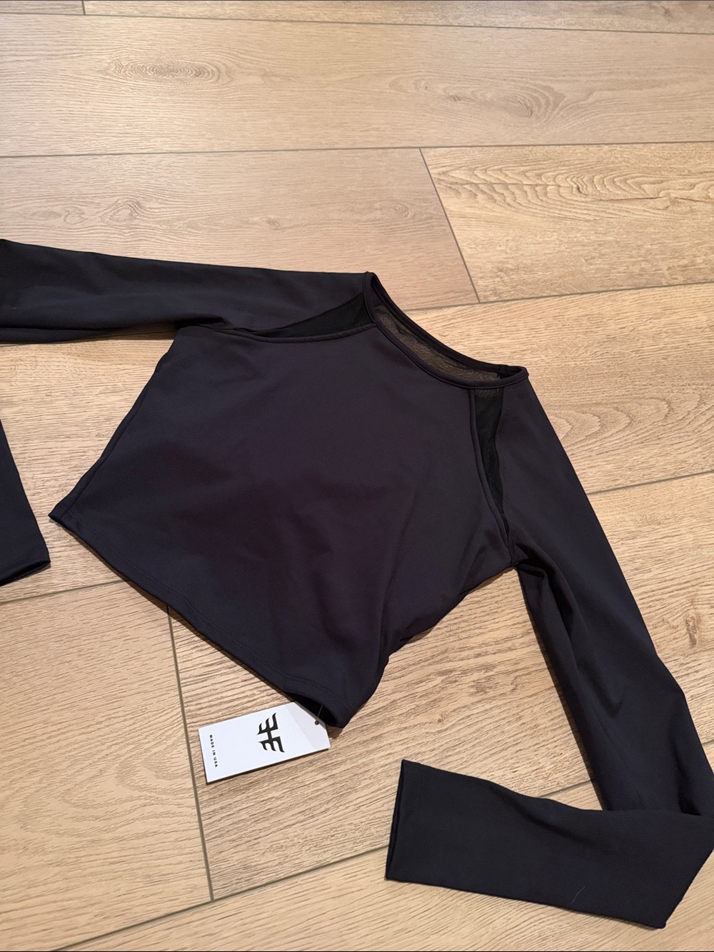 Heroine Sport Black Long-Sleeve Crop Top